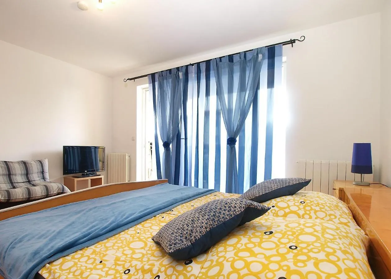Apartments Katarina 2054 Banjole