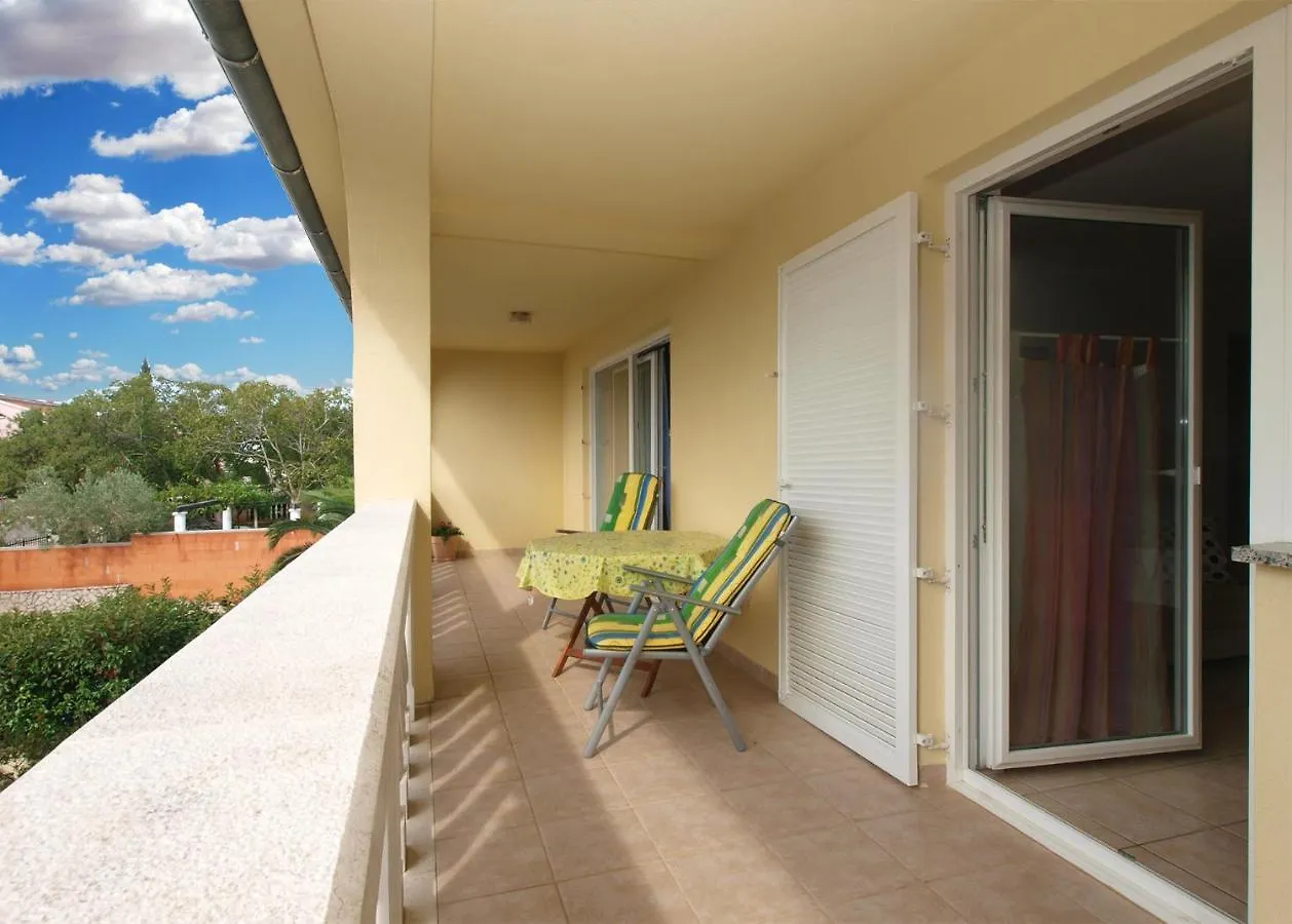 Apartments Katarina 2054 Banjole